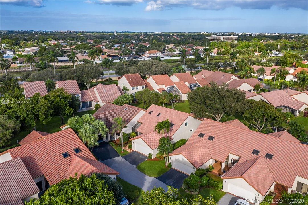 Recently Sold: $510,000 (3 beds, 3 baths, 2815 Square Feet)