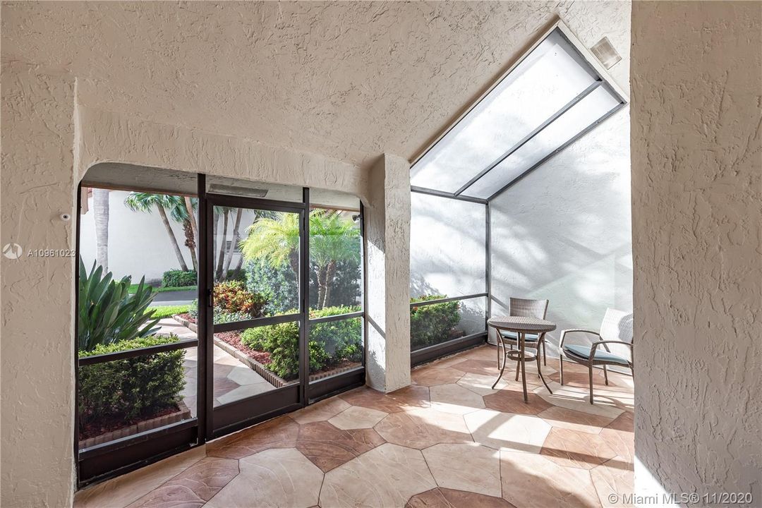 Recently Sold: $510,000 (3 beds, 3 baths, 2815 Square Feet)