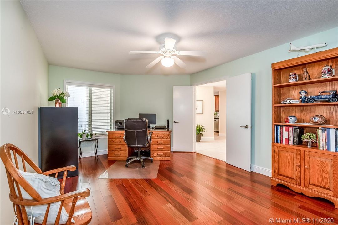 Recently Sold: $510,000 (3 beds, 3 baths, 2815 Square Feet)