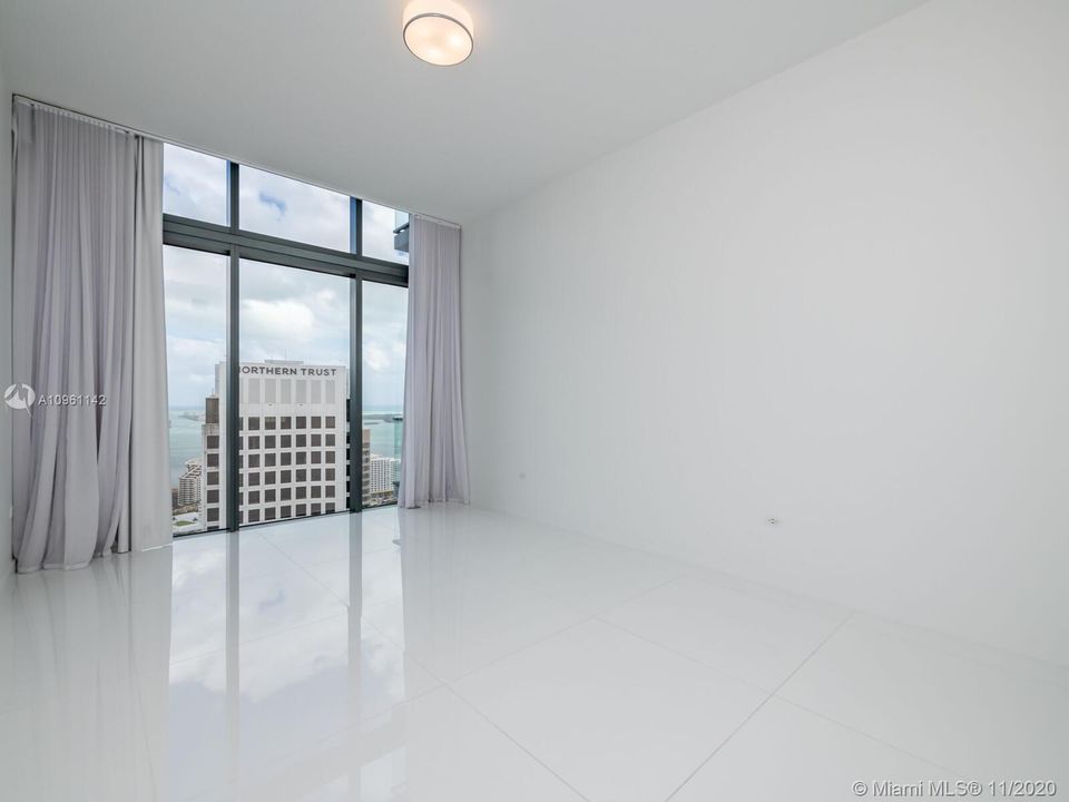 Recently Rented: $11,500 (3 beds, 4 baths, 3092 Square Feet)