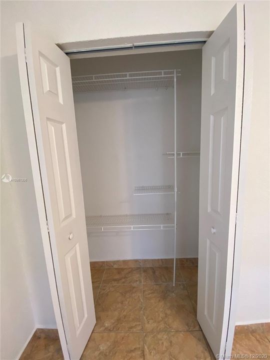 Недавно арендовано: $2,000 (4 спален, 2 ванн, 1380 Квадратных фут)