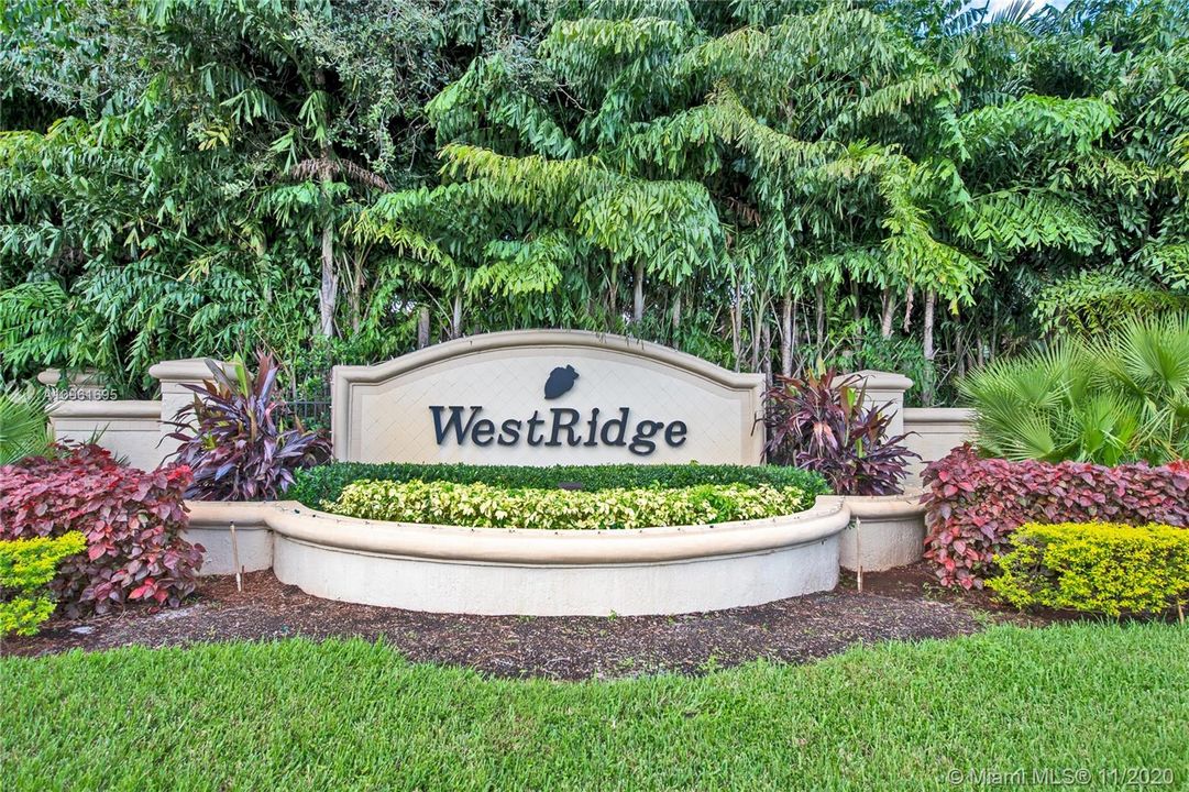 Recently Sold: $1,495,000 (5 beds, 5 baths, 4808 Square Feet)