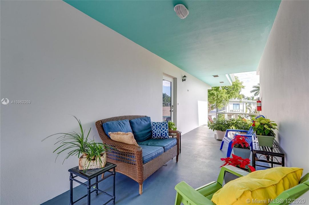 Vendido Recientemente: $250,000 (1 camas, 1 baños, 760 Pies cuadrados)