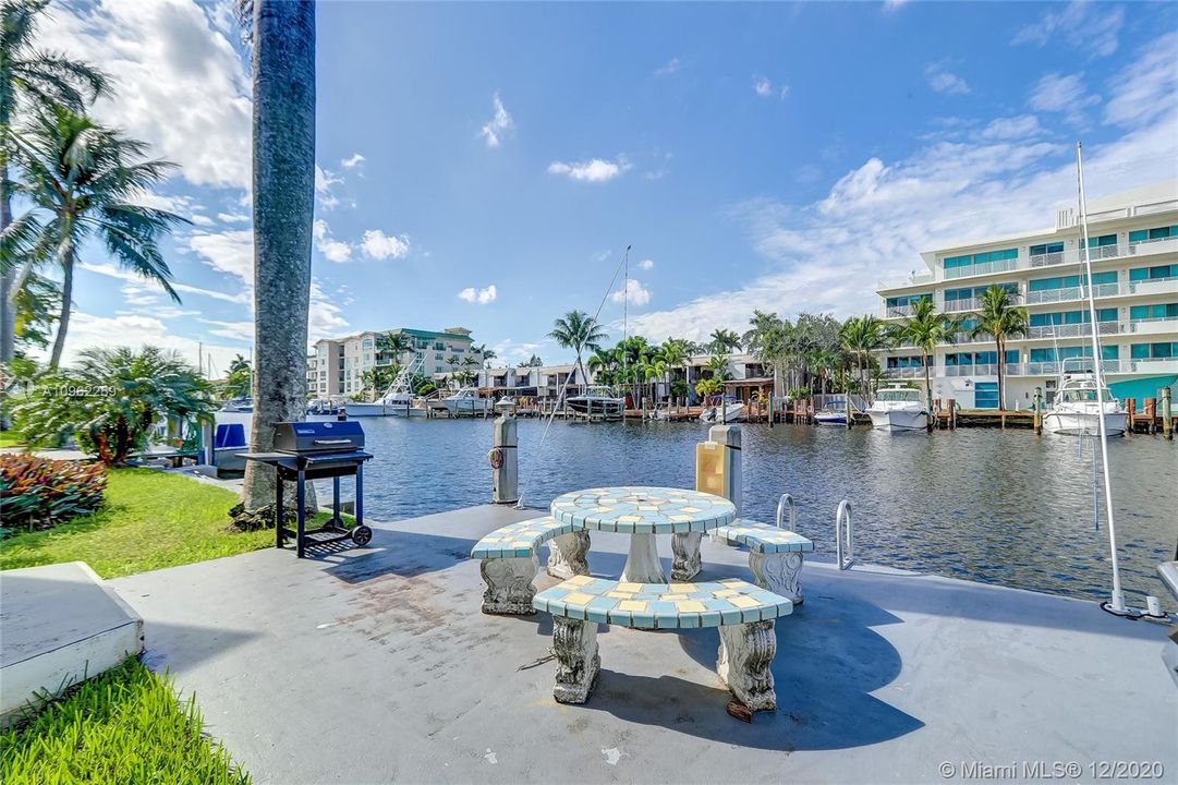 Use this dock / table & bring your grill to dine by your boat (space subject to availability)