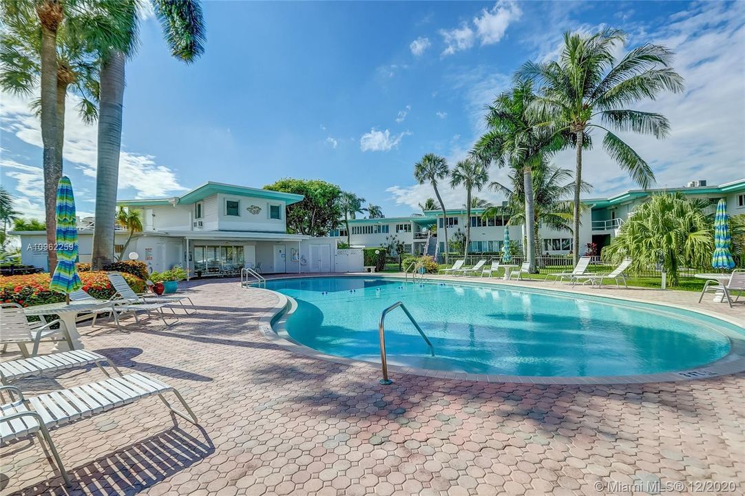 Vendido Recientemente: $250,000 (1 camas, 1 baños, 760 Pies cuadrados)