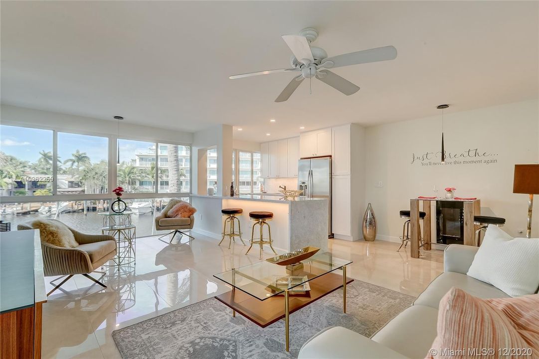 Vendido Recientemente: $250,000 (1 camas, 1 baños, 760 Pies cuadrados)
