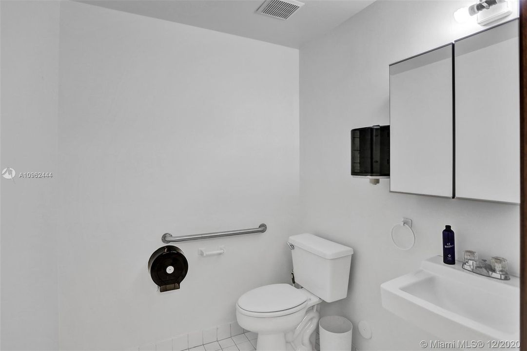 Vendido Recientemente: $800,000 (0 camas, 0 baños, 0 Pies cuadrados)