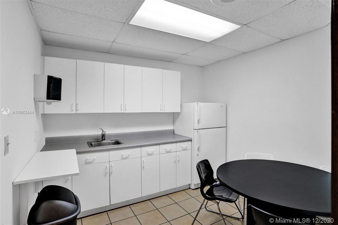 Vendido Recientemente: $800,000 (0 camas, 0 baños, 0 Pies cuadrados)