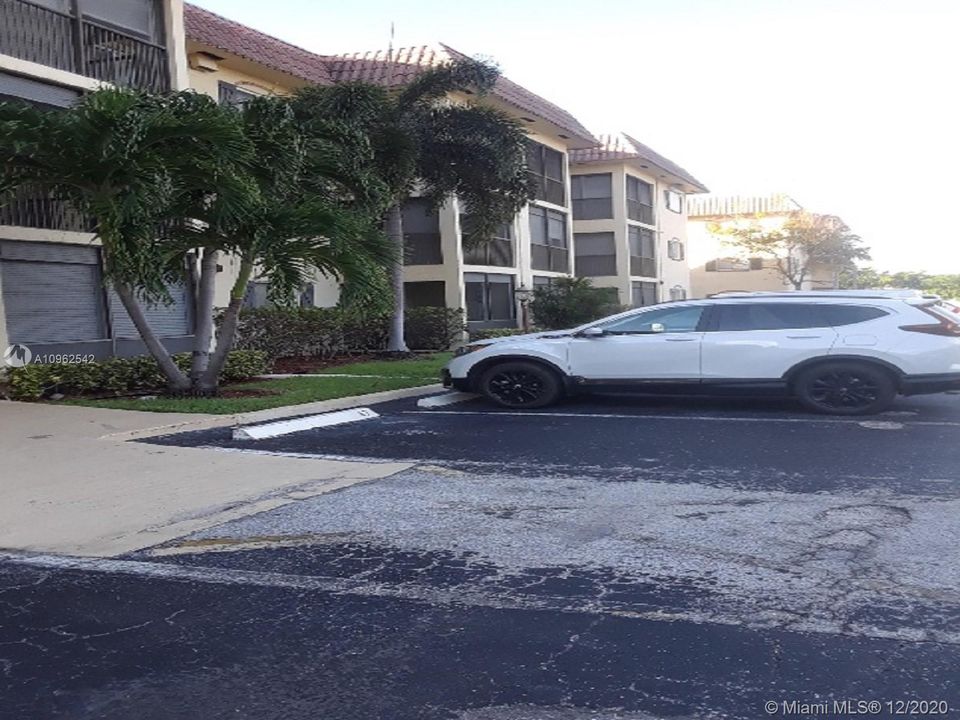 Vendido Recientemente: $85,000 (1 camas, 1 baños, 675 Pies cuadrados)