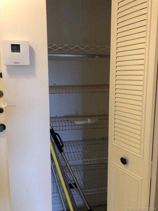 Vendido Recientemente: $85,000 (1 camas, 1 baños, 675 Pies cuadrados)