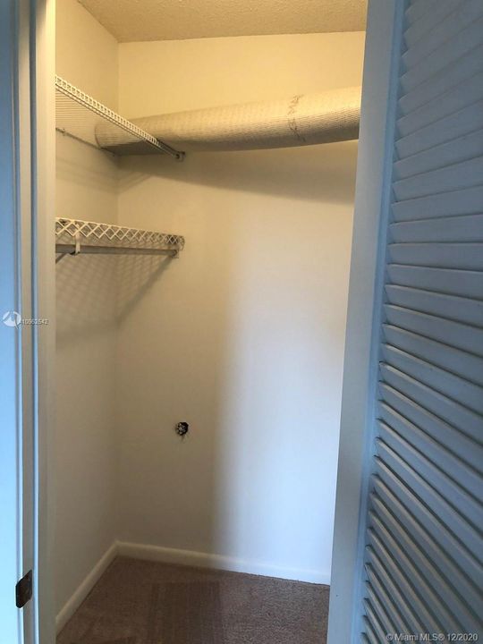 Vendido Recientemente: $85,000 (1 camas, 1 baños, 675 Pies cuadrados)