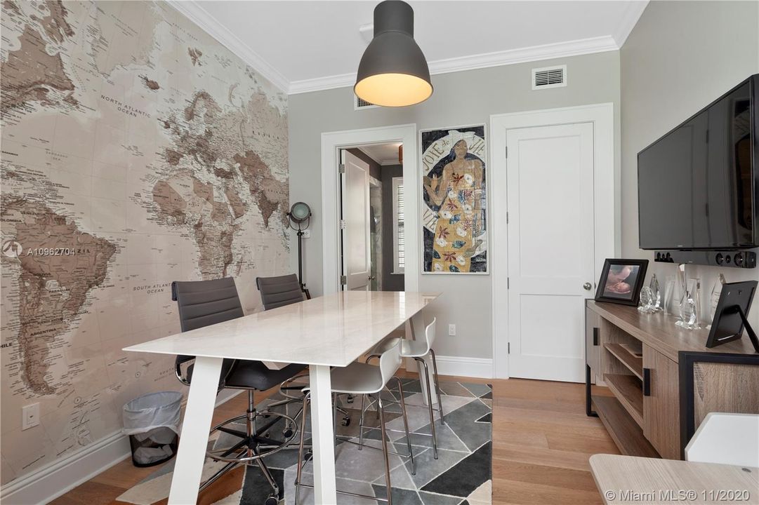 Recently Rented: $9,000 (4 beds, 4 baths, 3485 Square Feet)