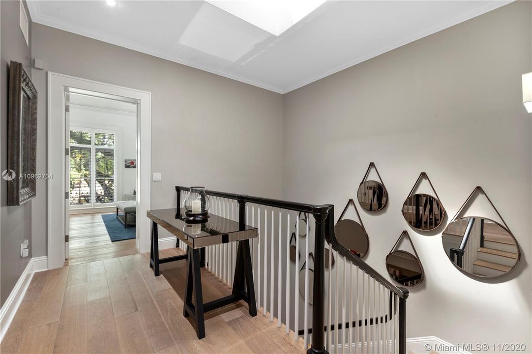 Recently Rented: $9,000 (4 beds, 4 baths, 3485 Square Feet)