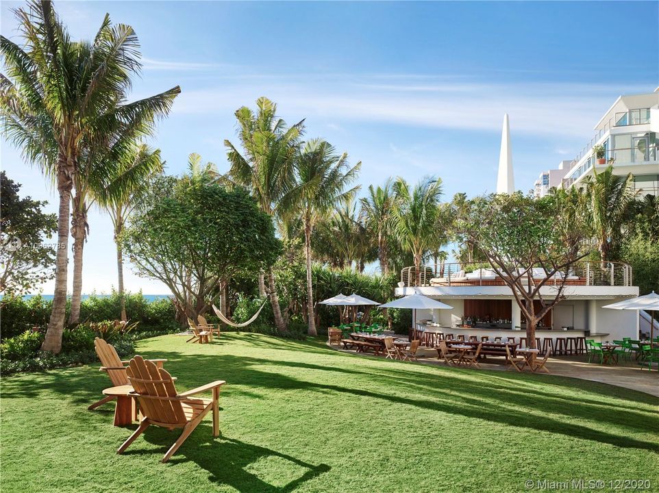 Recently Sold: $7,900,000 (3 beds, 3 baths, 3725 Square Feet)