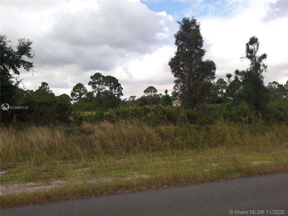 Vendido Recientemente: $11,995 (0.23 acres)