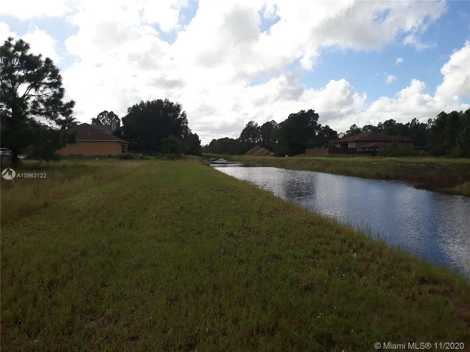 Vendido Recientemente: $11,995 (0.23 acres)