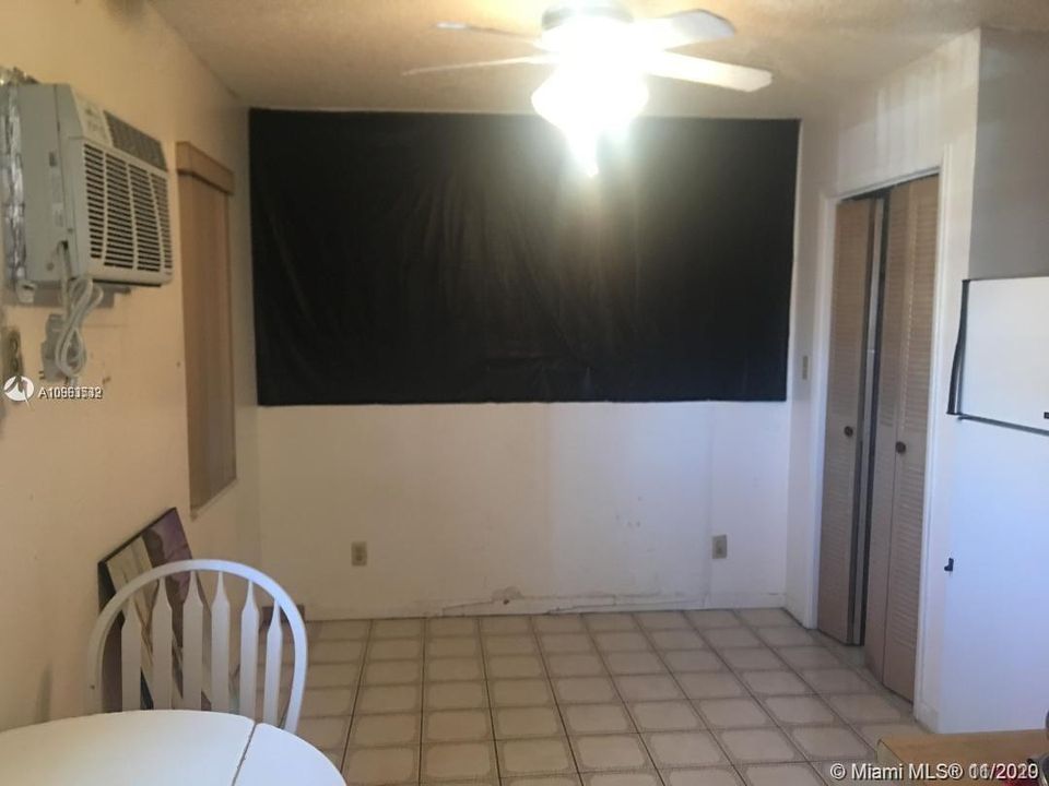 Recently Rented: $600 (0 beds, 1 baths, 200 Square Feet)