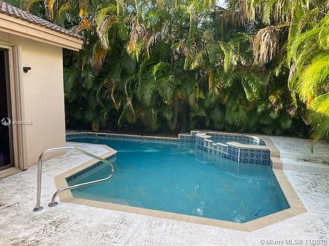 Recientemente alquilado: $3,600 (3 camas, 2 baños, 2109 Pies cuadrados)