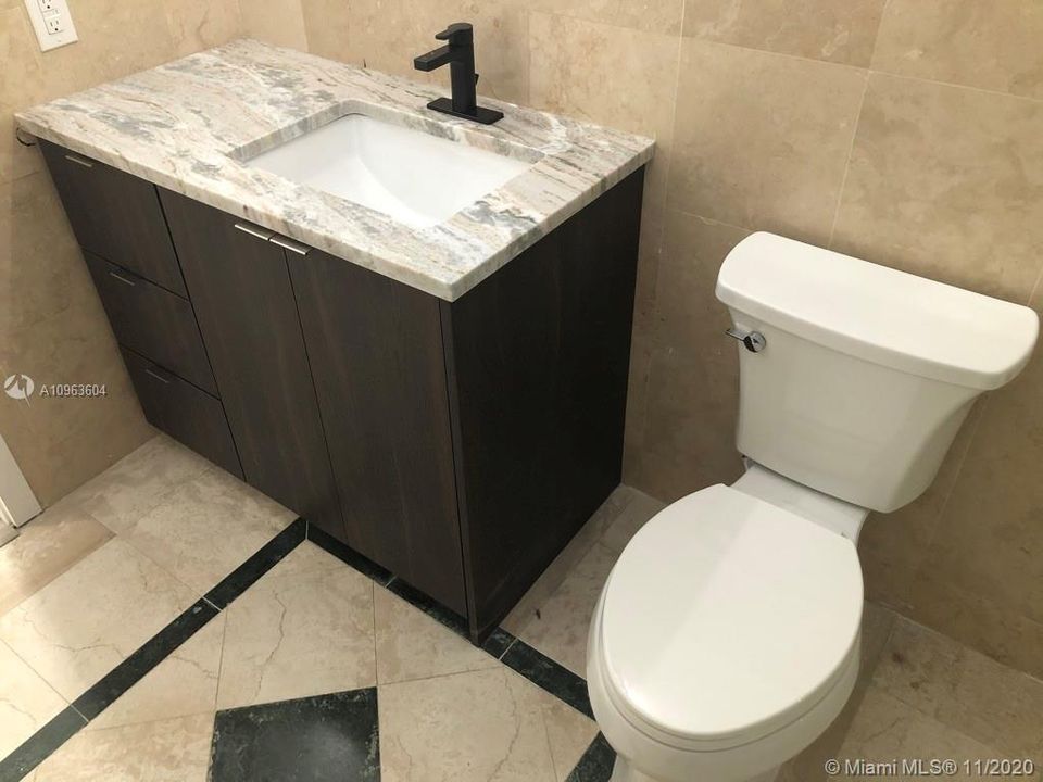 Recently Rented: $3,800 (4 beds, 2 baths, 2498 Square Feet)