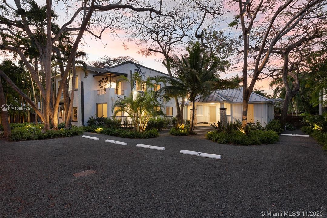 Недавно арендовано: $1,700 (1 спален, 1 ванн, 510 Квадратных фут)