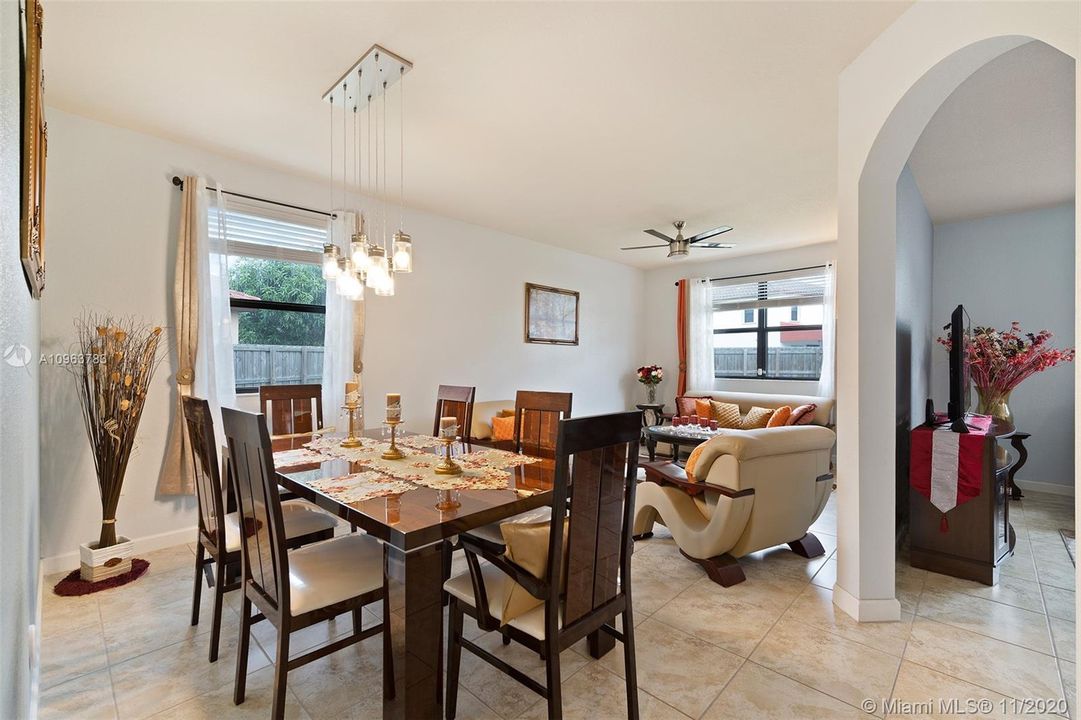 FORMAL DINING ROOM / LIVING ROOM