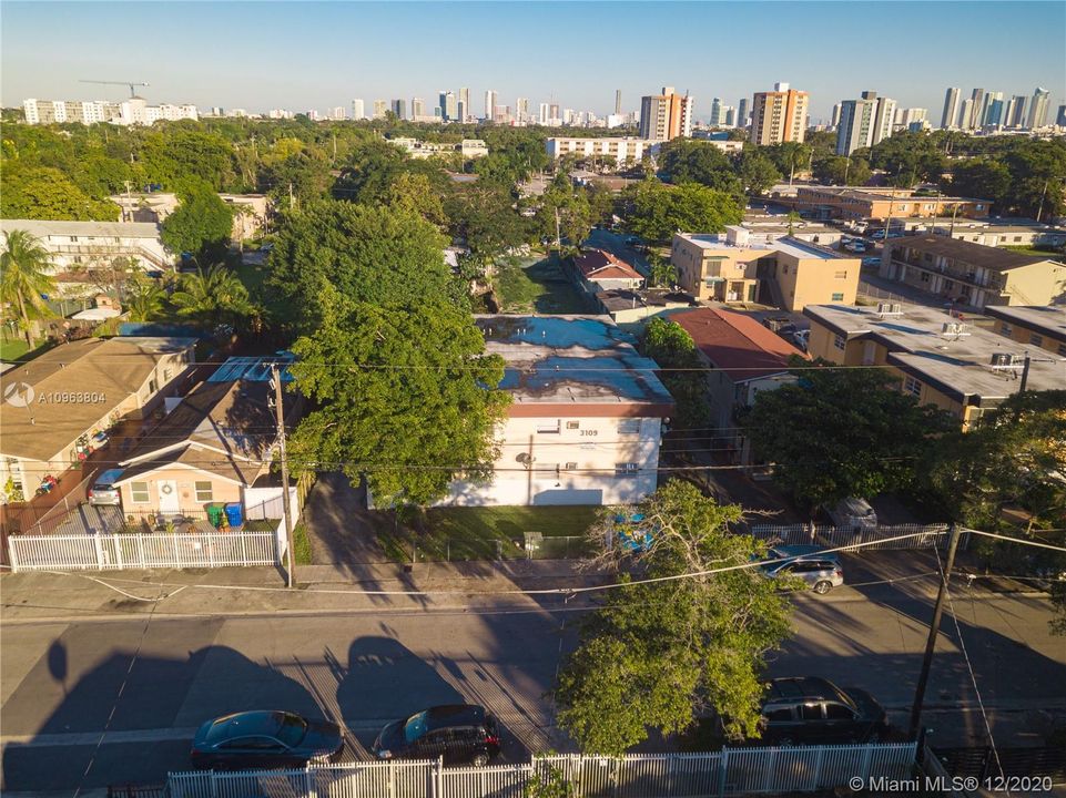 Vendido Recientemente: $1,440,000 (0 camas, 0 baños, 0 Pies cuadrados)