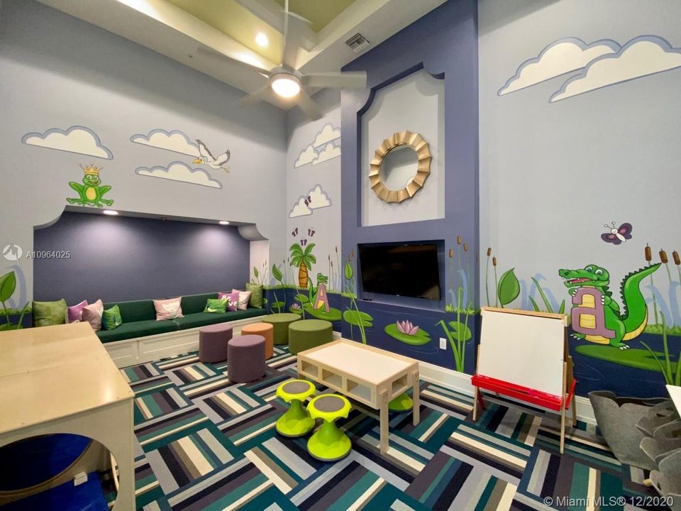 最近租的: $1,850 (3 贝兹, 2 浴室, 1565 平方英尺)