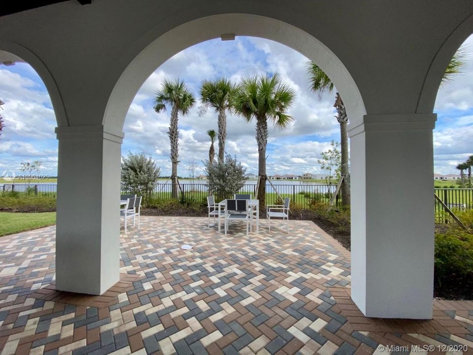 最近租的: $1,850 (3 贝兹, 2 浴室, 1565 平方英尺)