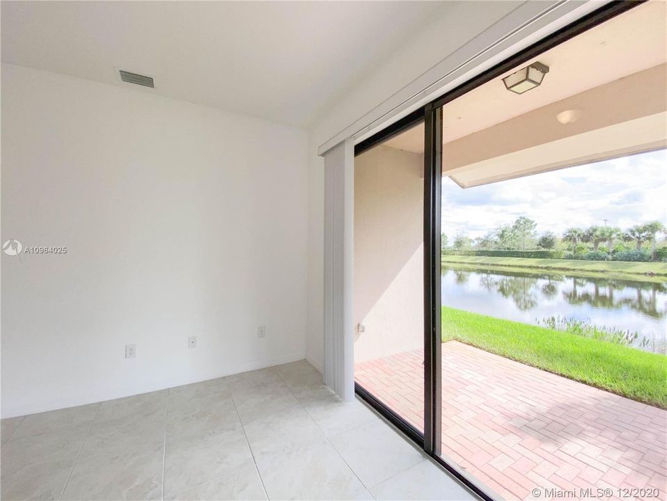 最近租的: $1,850 (3 贝兹, 2 浴室, 1565 平方英尺)