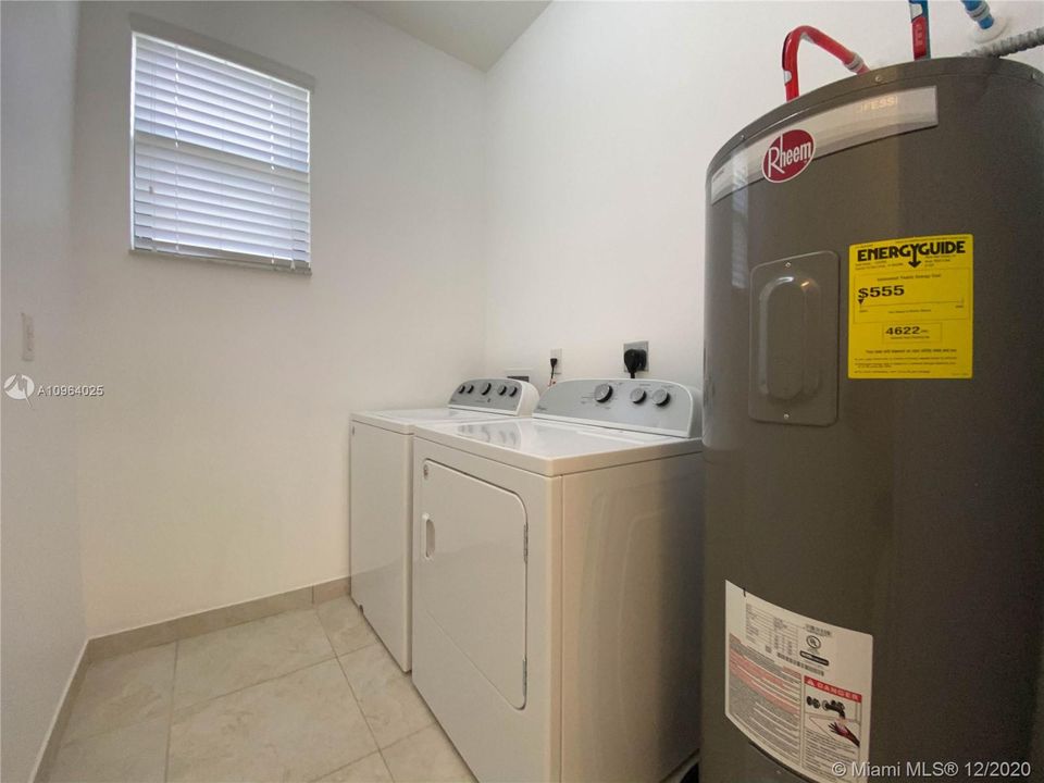 最近租的: $1,850 (3 贝兹, 2 浴室, 1565 平方英尺)