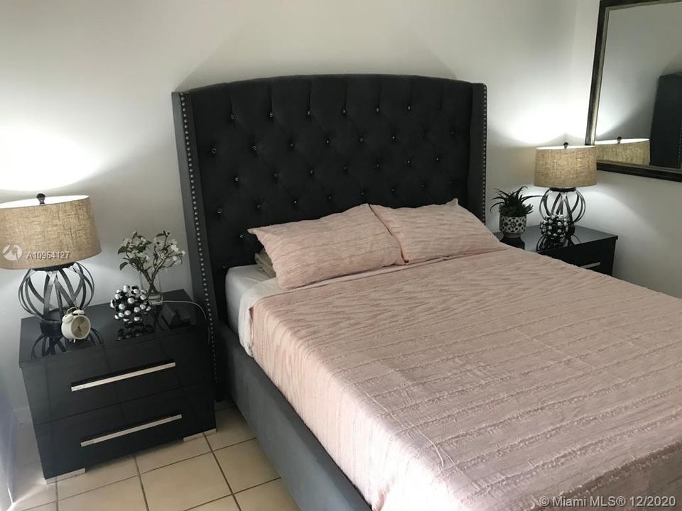 Recently Sold: $148,000 (2 beds, 1 baths, 639 Square Feet)