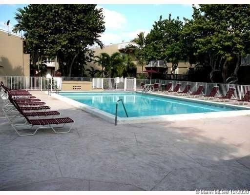 Recently Sold: $150,000 (1 beds, 1 baths, 750 Square Feet)