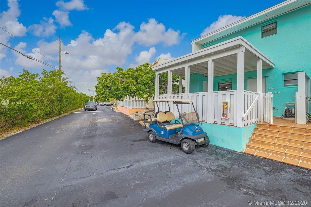 Recently Sold: $419,000 (2 beds, 2 baths, 918 Square Feet)