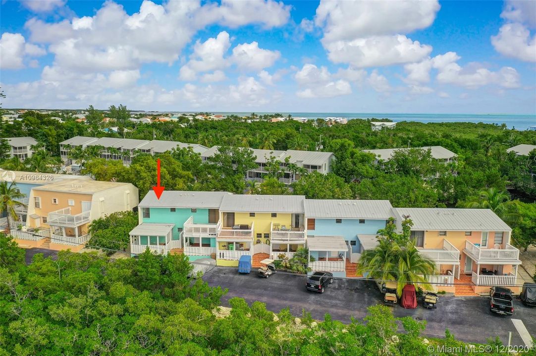 Recently Sold: $419,000 (2 beds, 2 baths, 918 Square Feet)