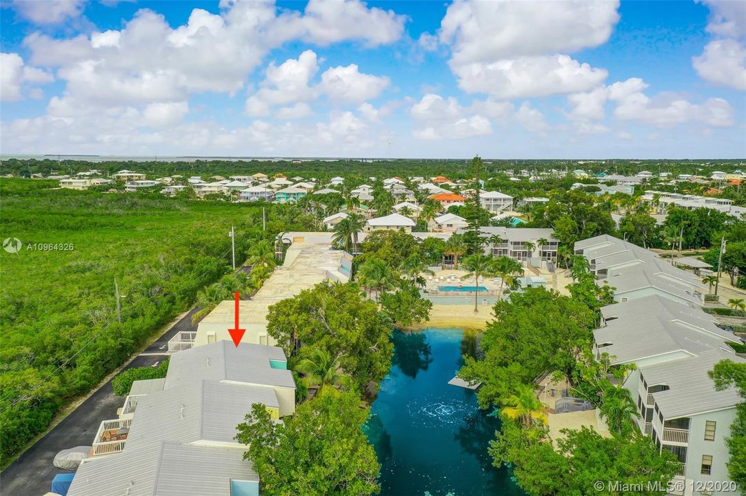 Recently Sold: $419,000 (2 beds, 2 baths, 918 Square Feet)