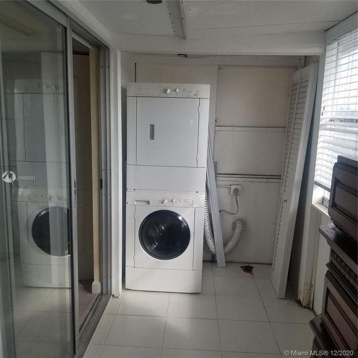 Vendido Recientemente: $40,000 (1 camas, 1 baños, 760 Pies cuadrados)