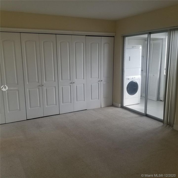 Recently Sold: $40,000 (1 beds, 1 baths, 760 Square Feet)