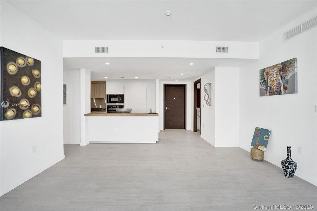 Recientemente alquilado: $7,000 (3 camas, 3 baños, 1692 Pies cuadrados)