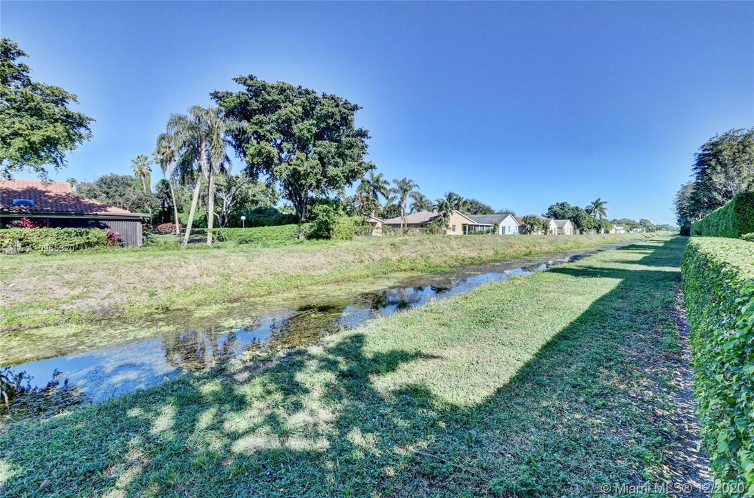 Recently Sold: $369,900 (3 beds, 2 baths, 2226 Square Feet)