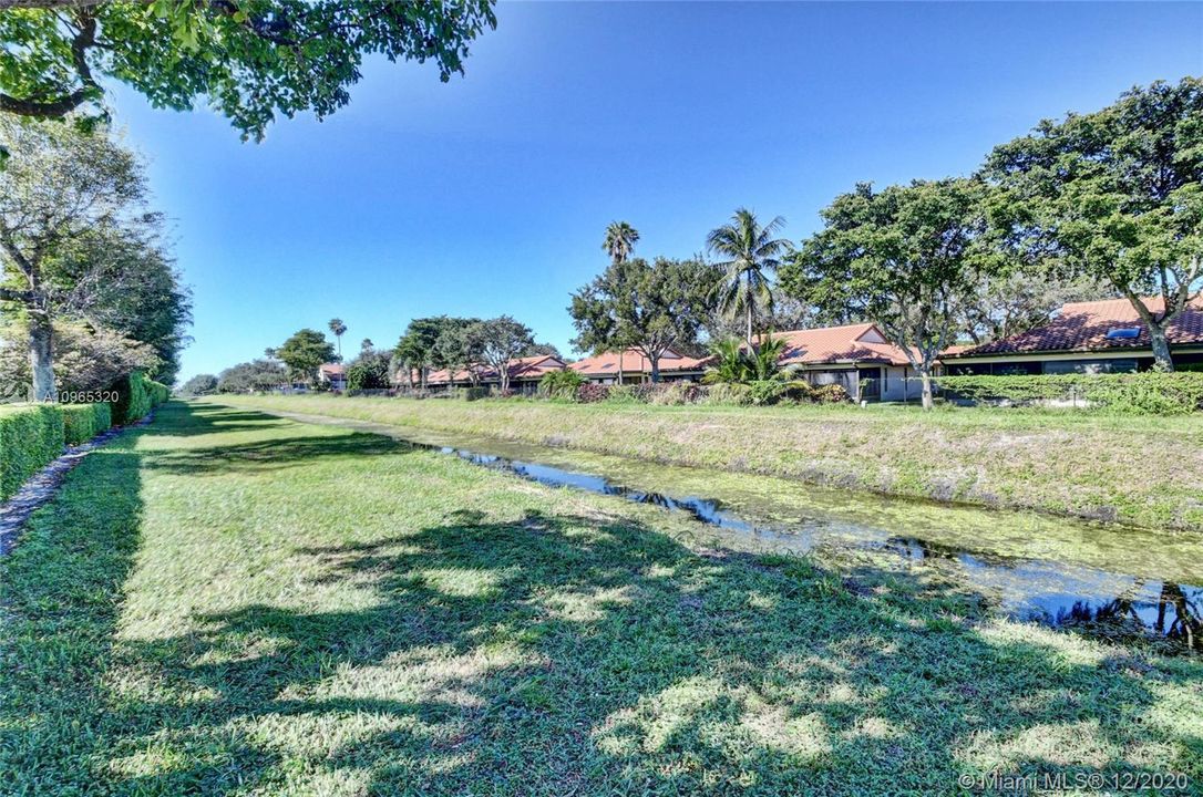 Recently Sold: $369,900 (3 beds, 2 baths, 2226 Square Feet)