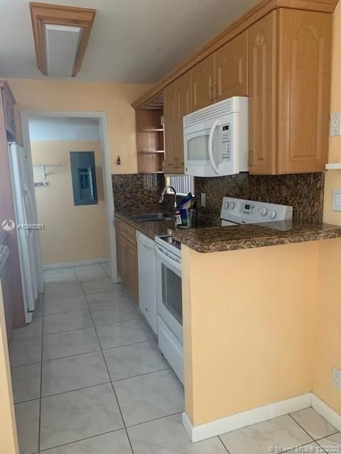 Recently Sold: $450,000 (0 beds, 0 baths, 3025 Square Feet)