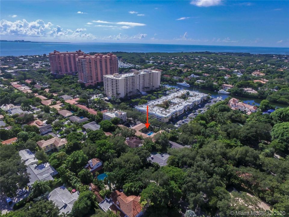 Recientemente alquilado: $2,095 (2 camas, 2 baños, 1150 Pies cuadrados)