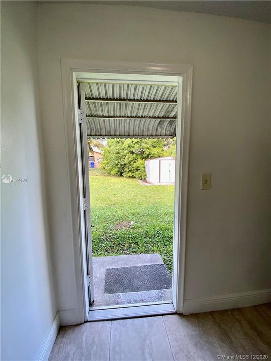 Recientemente alquilado: $1,300 (2 camas, 1 baños, 766 Pies cuadrados)