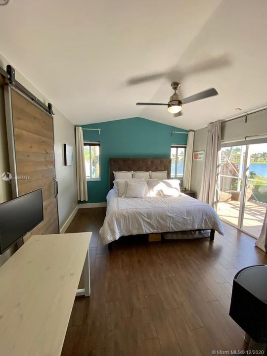 Recently Sold: $420,000 (3 beds, 2 baths, 1353 Square Feet)