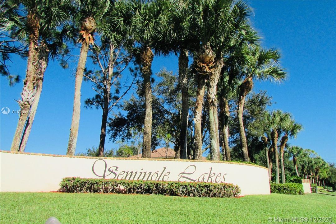 Vendido Recientemente: $279,900 (3 camas, 2 baños, 1579 Pies cuadrados)