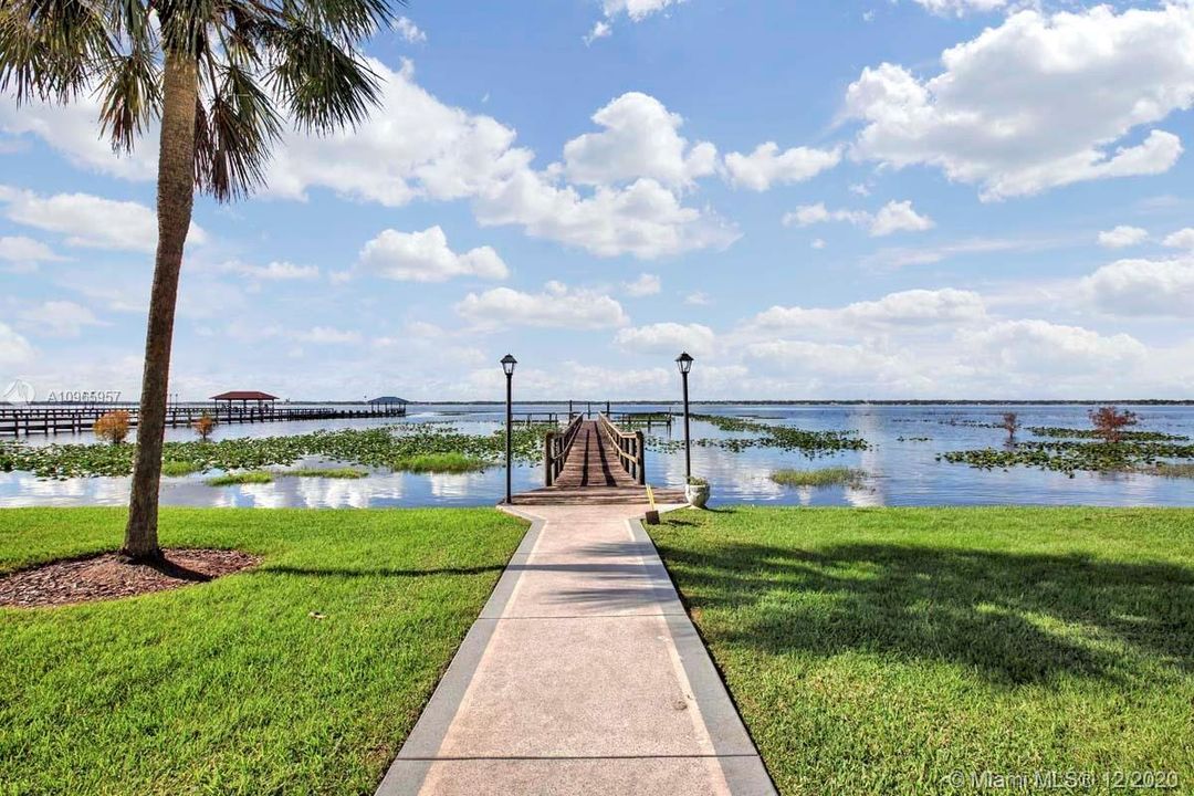 Recently Sold: $129,600 (2 beds, 2 baths, 1220 Square Feet)