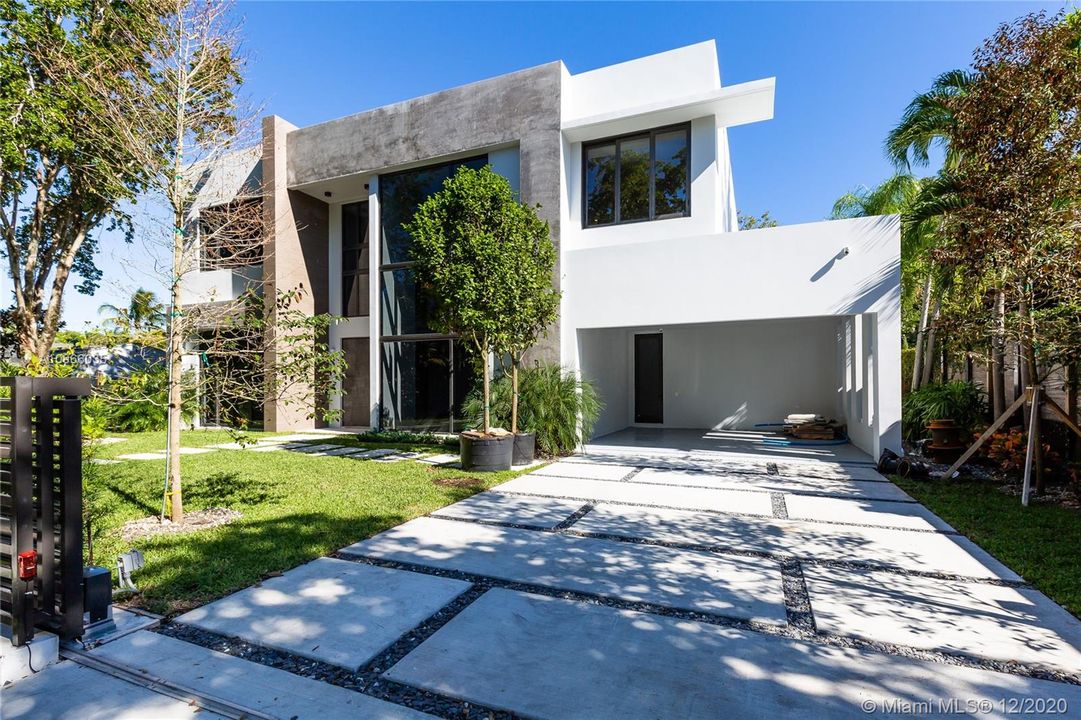 Recently Sold: $3,300,000 (5 beds, 5 baths, 0 Square Feet)