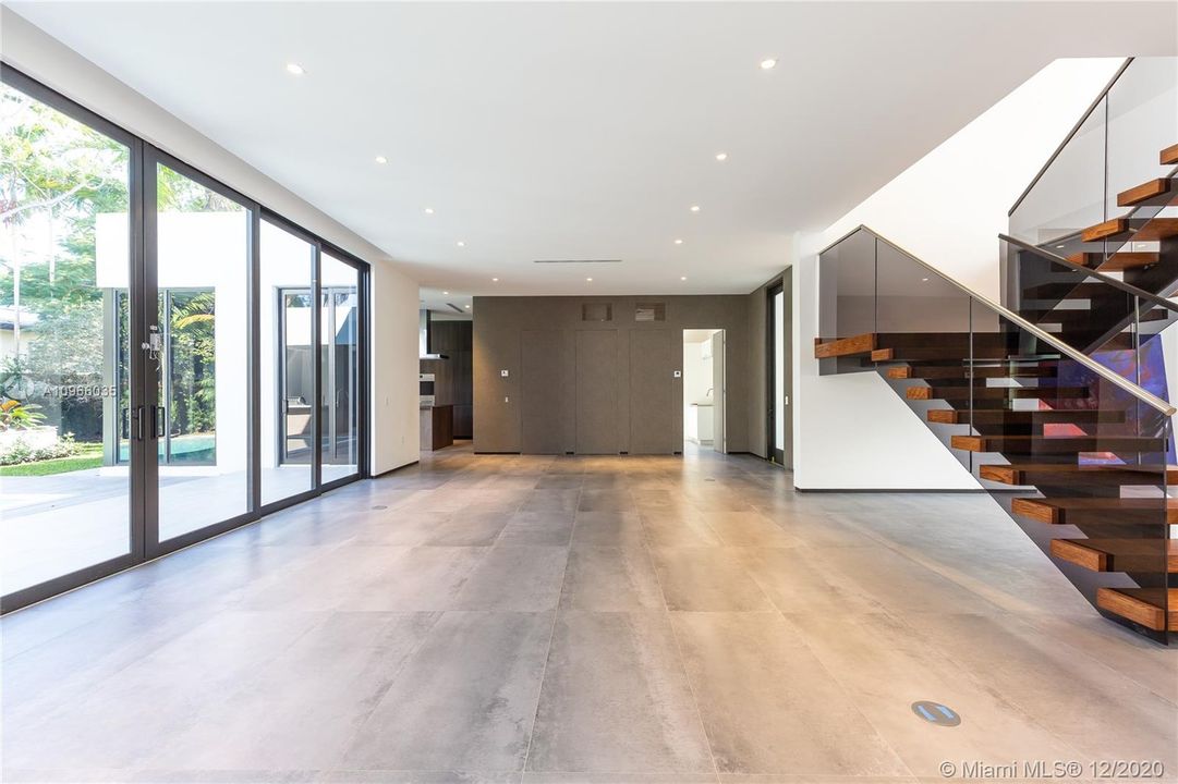 Recently Sold: $3,300,000 (5 beds, 5 baths, 0 Square Feet)