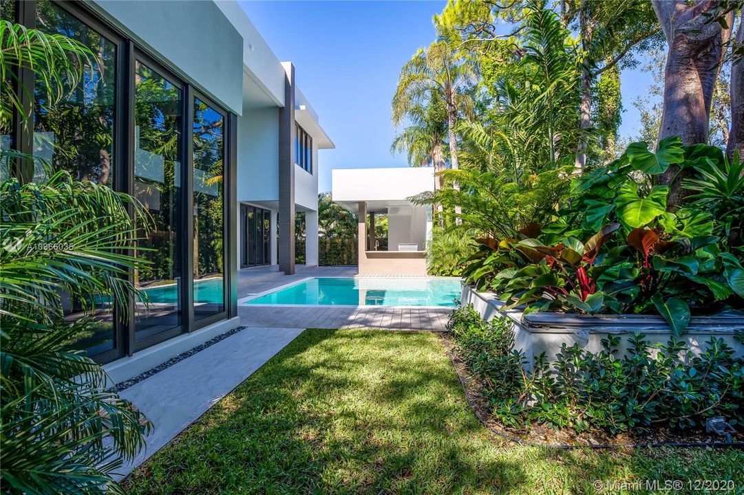 Recently Sold: $3,300,000 (5 beds, 5 baths, 0 Square Feet)