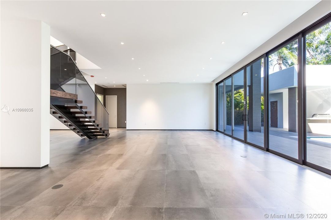 Recently Sold: $3,300,000 (5 beds, 5 baths, 0 Square Feet)